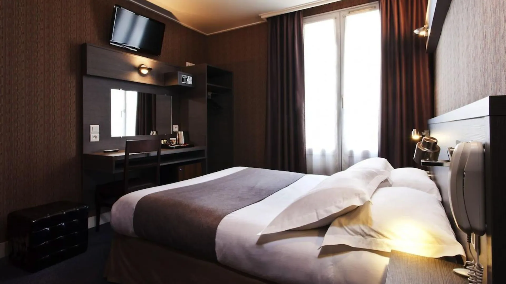 Latin Hotel